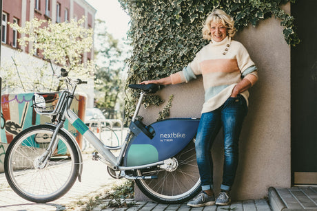 E-Scooters vs. E-Bikes: Choosing the Right Electric Ride for Your Lifestyle